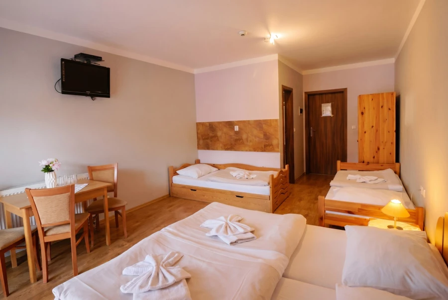 3. Štvorlôžková izba